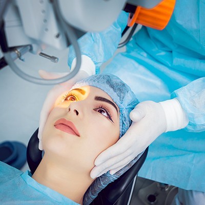 Chirurgie de la cataracte | Ophtalmologue Docteur Deneyer